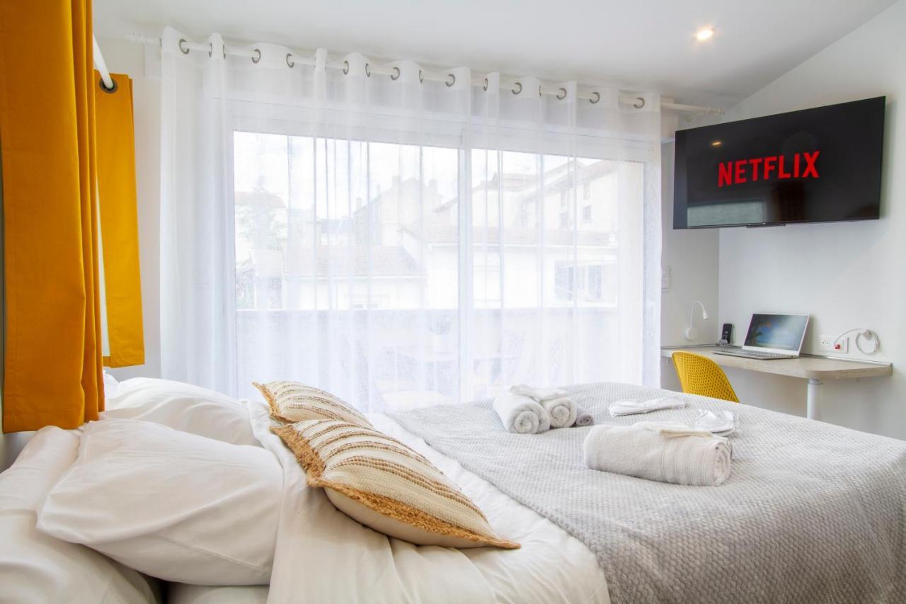 Soleil D'Ete - Netflix & Wifi - Balcon - Climatisation - Parking Gratuit - Check-In 24H24 - Emplacement Velos - Goodmarning Châlons-en-Champagne Exterior foto